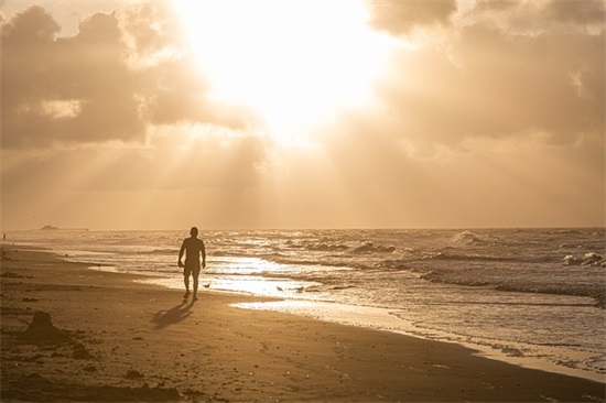 抖音经典热门的爱情语录(抖音金典现实爱情语录)