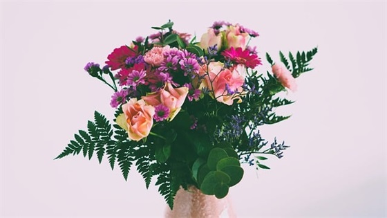 2025跨年文案句子送朋友(2025愚人节套路文案句子简短)