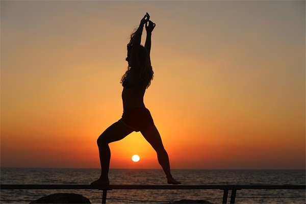 赞美志愿者的句子简短